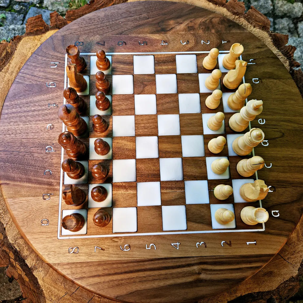 The only round chessboard, made of walnut and white resin, diameter size: 48 cm