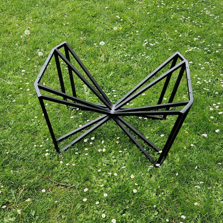 Tischbeine, Aufhänger und Sockel