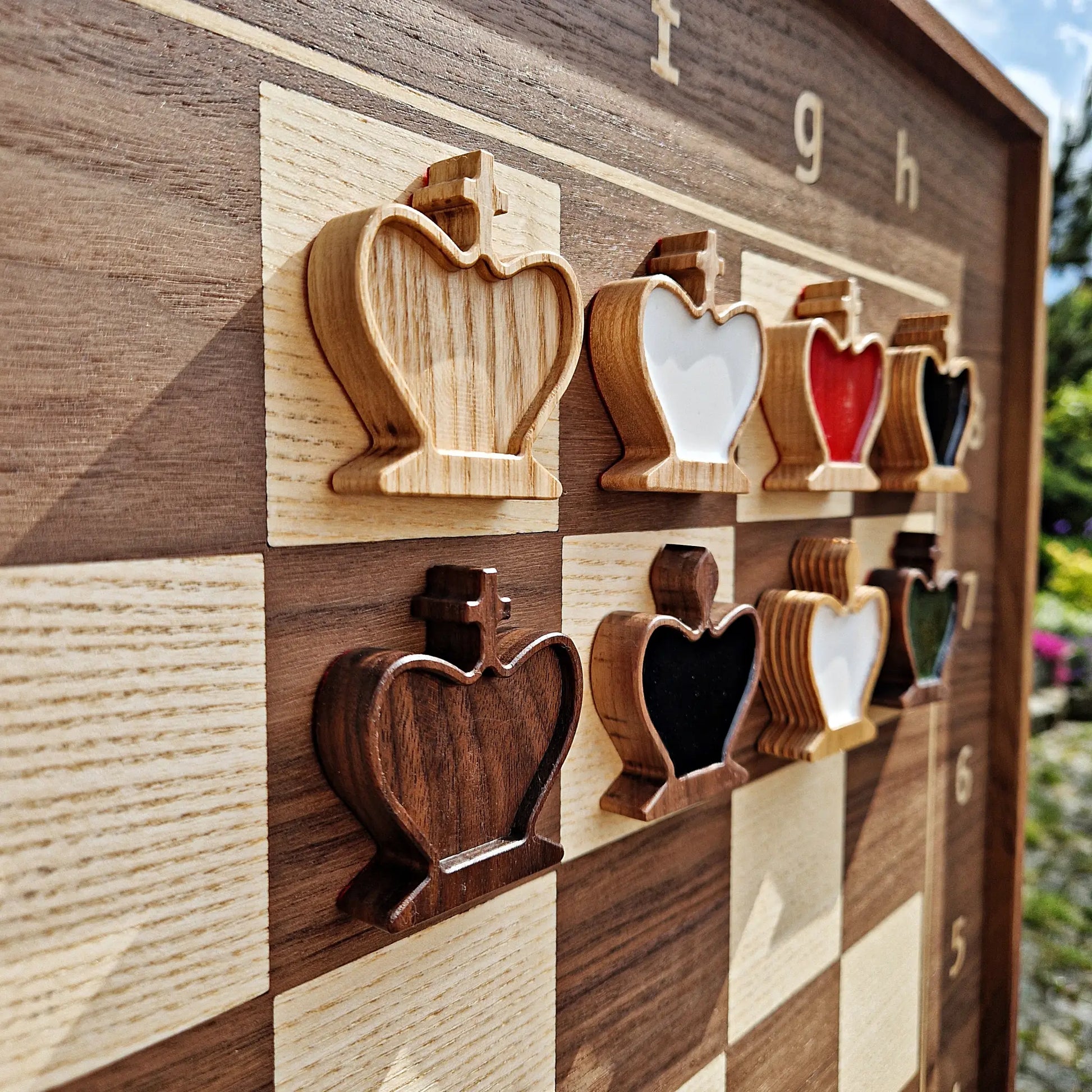 8 different Chess Kings for hanging with magnets